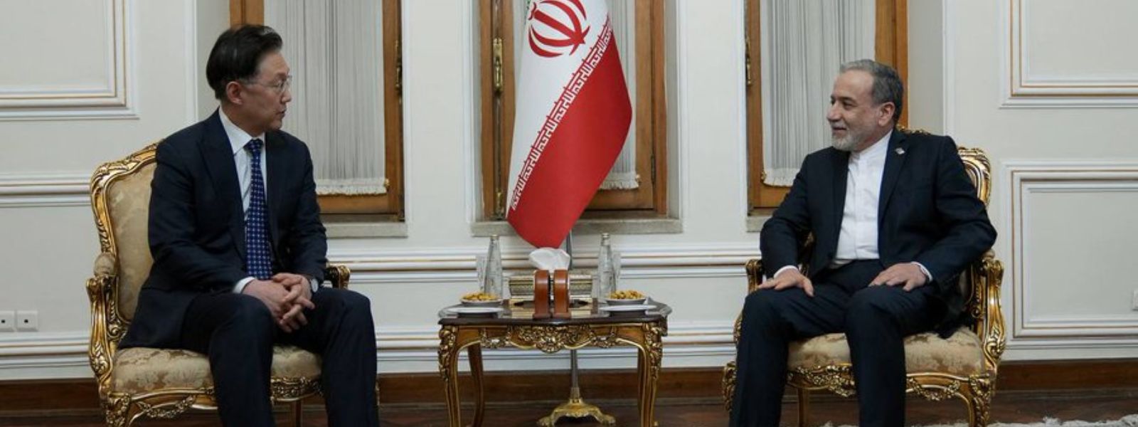 Iran FM meets South Korean envoy in Tehran
